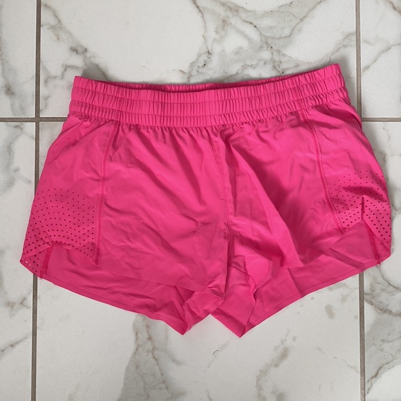Last Chance - Athleta Run Shorts - Picture 2 of 3